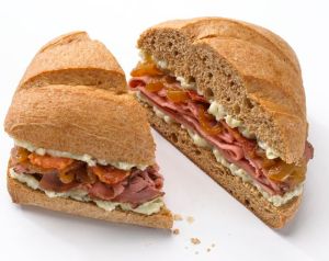 roast-beef-blue-chs-057477 roast-beef-blue-chs-057477