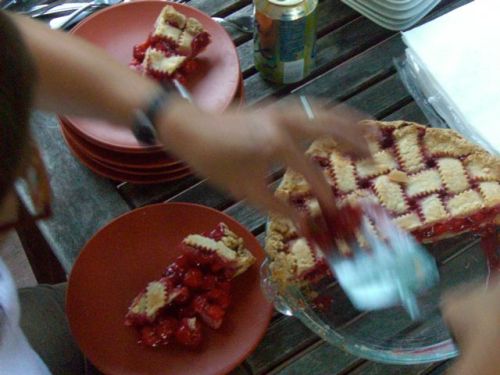 Cherrypiebeingserved